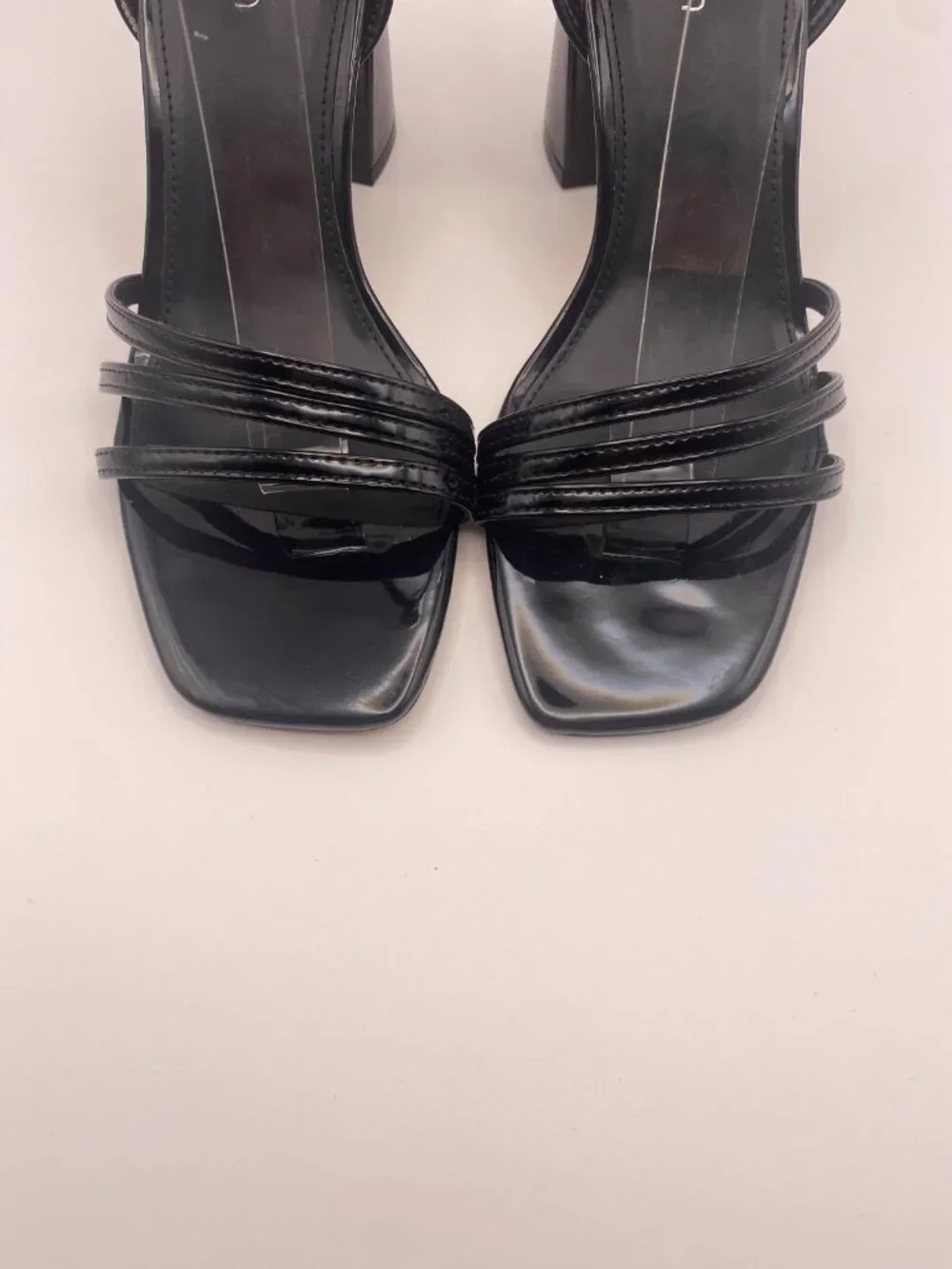 Calvin Klein Womens Quiva Black Strap Heel Sandal Sz 7